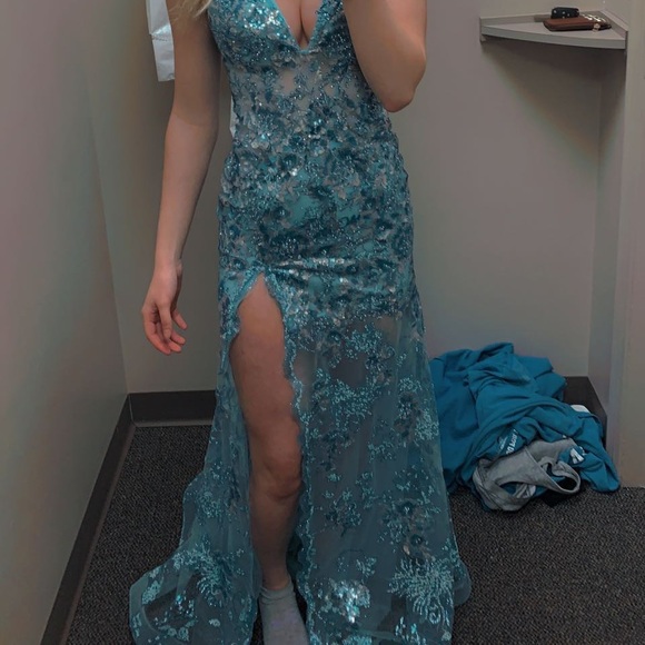 Jas Z prom dress size 4 - Picture 4 of 4